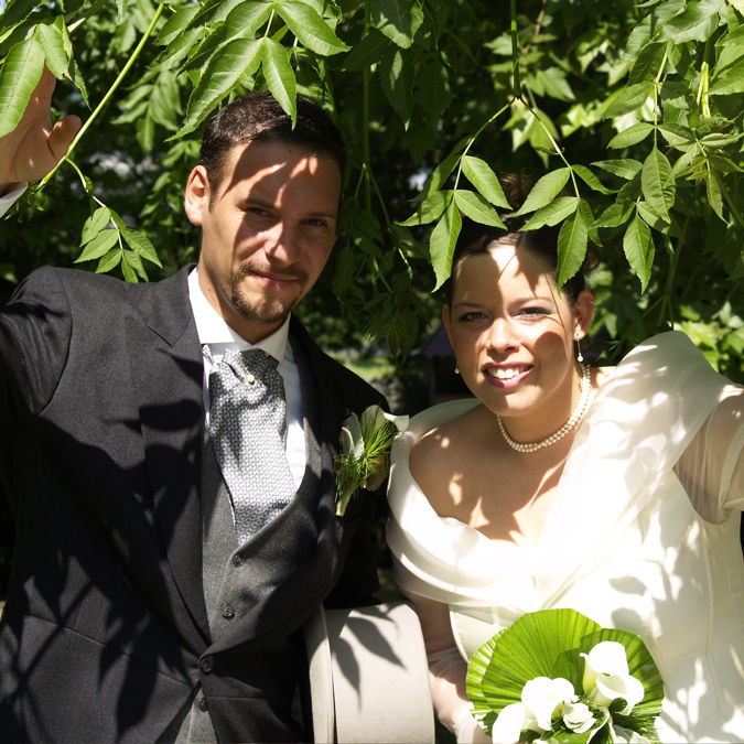 10.06.06 CLICK 106.2.jpg